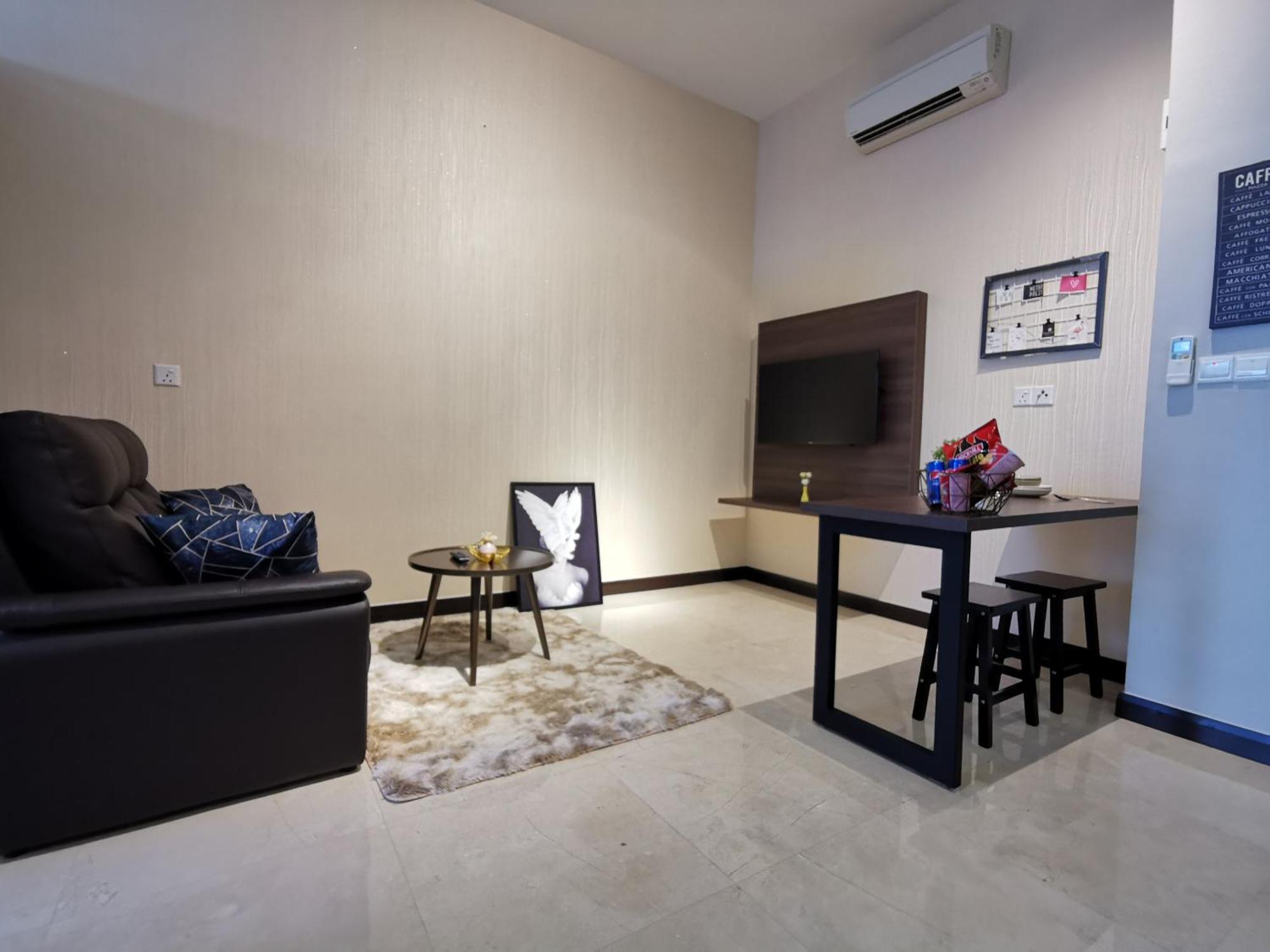 Attic Home Melaka Silverscape Residence & Jonker Zimmer foto
