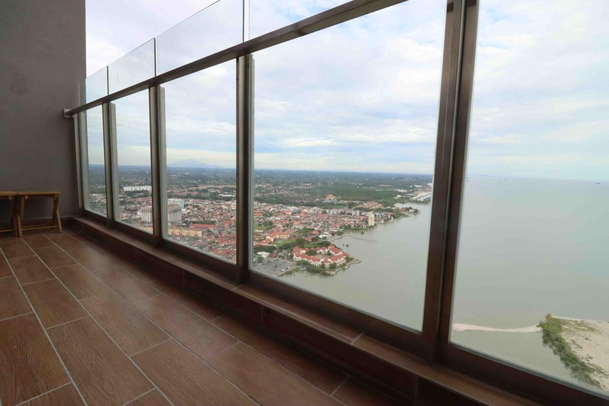 Attic Home Melaka Silverscape Residence & Jonker Zimmer foto